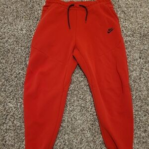Nike Tech Red Sweatpants Athletic Fit
